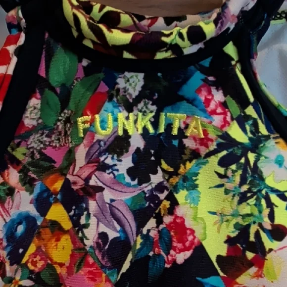 Funkita Size 10 Swimsuit - Picture 4 of 6